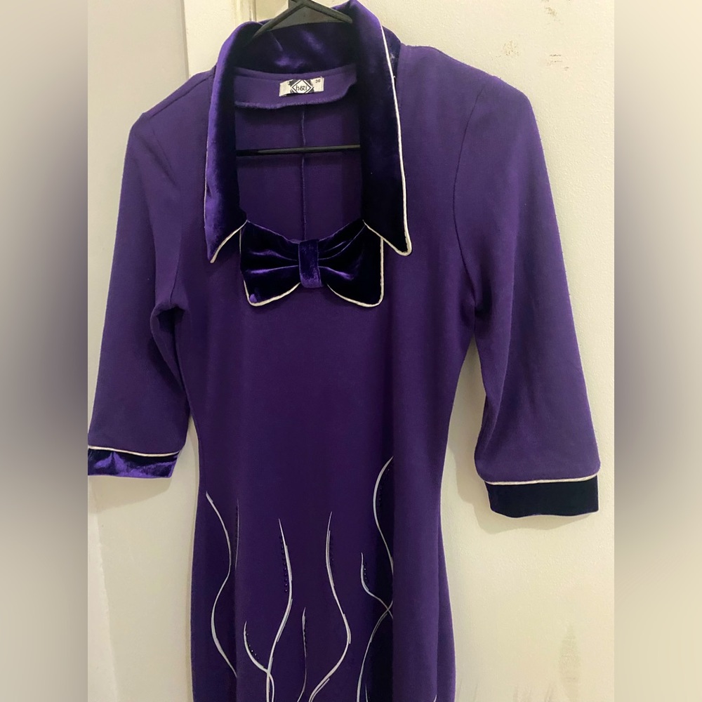 Purple Cotton Dress w/Velvet tie and collar line patterns with rhinestone design